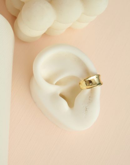 Ear cuff liso