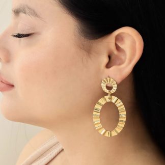 Aretes oval diamantado