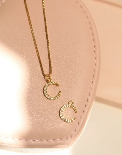 Cadena luna pequeña