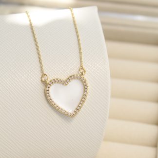 Cadena corazón blanco