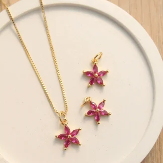Cadena flor fucsia