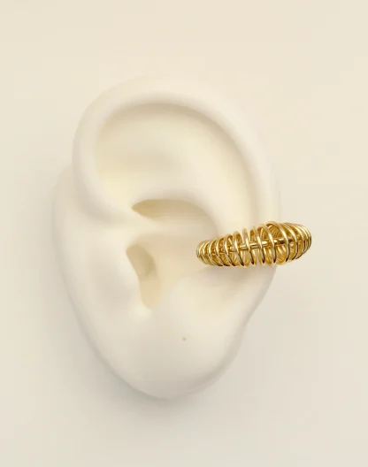 Ear cuff entorchado