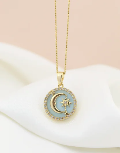 Cadena luna celeste con microcircones
